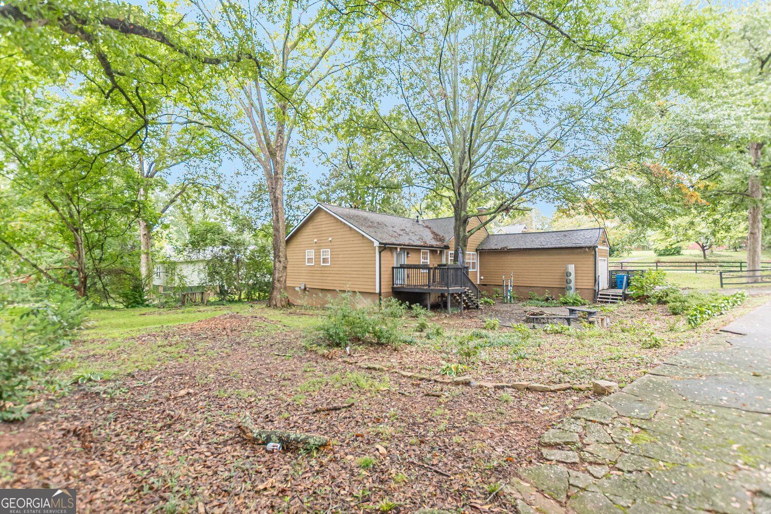 2492 Maple Street Property Photo 51
