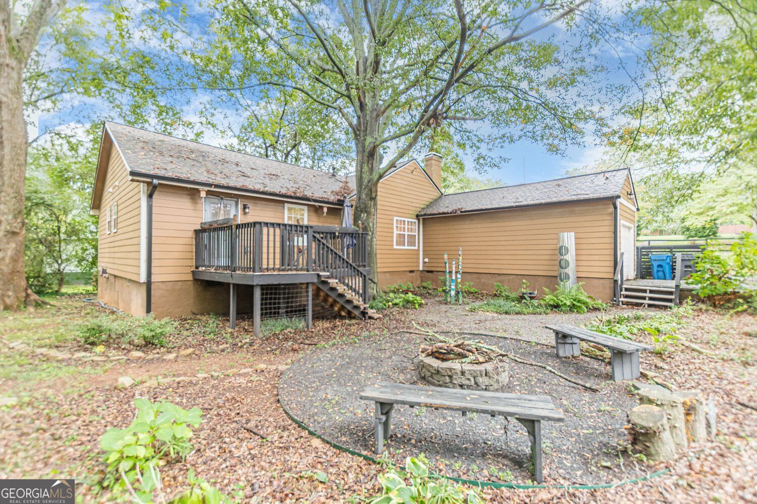 2492 Maple Street Property Photo 52