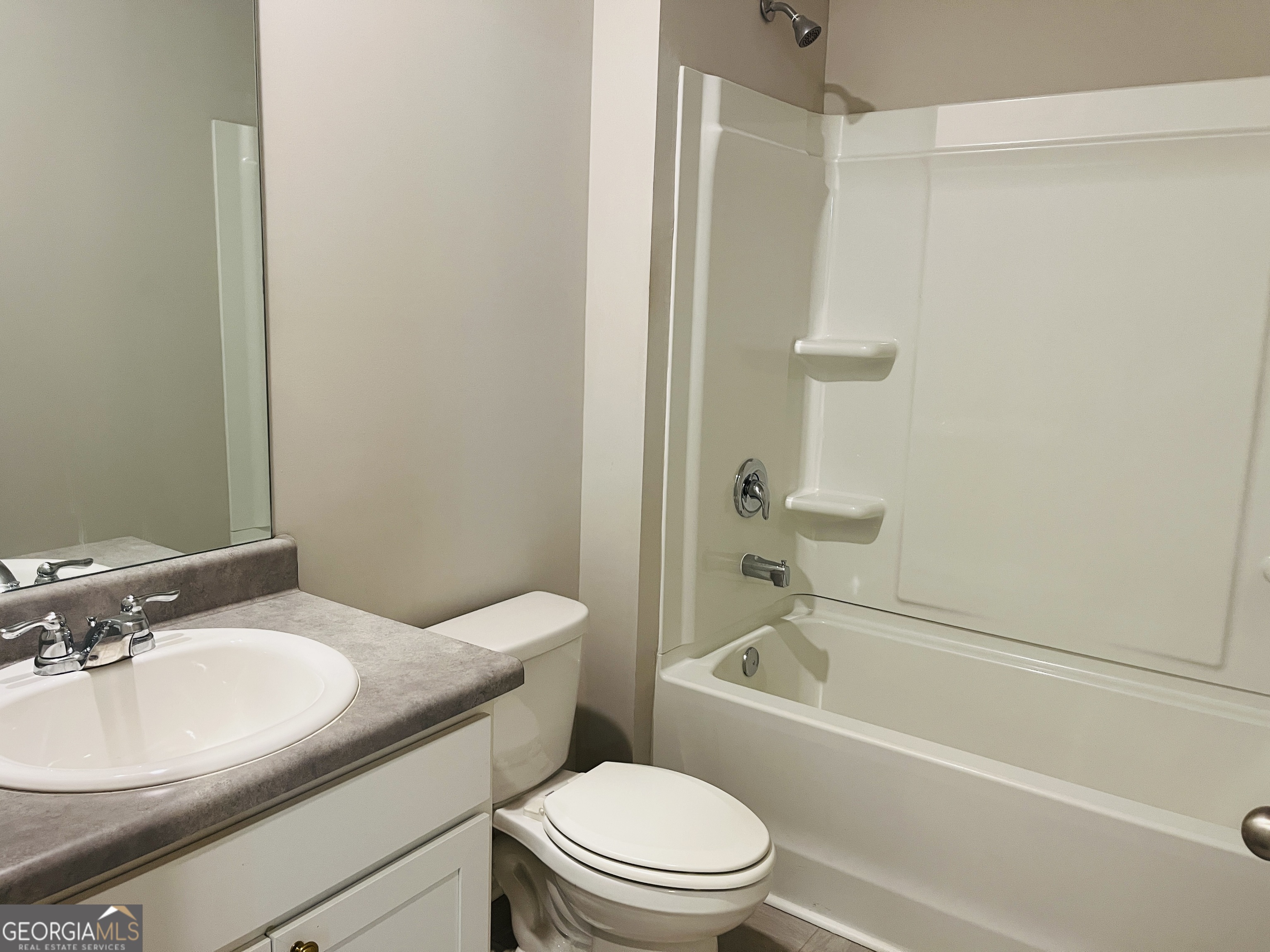 138 Silver Birch Pass Property Photo 14