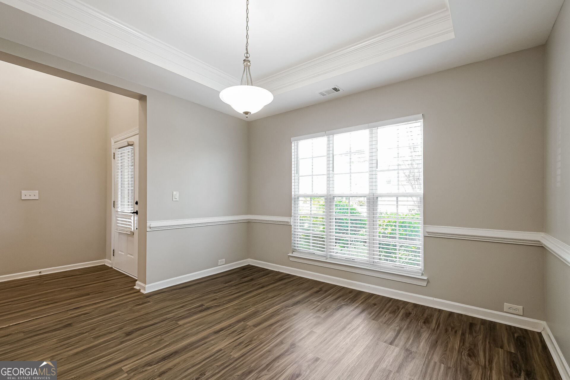 5071 Irvine Drive Property Photo 9