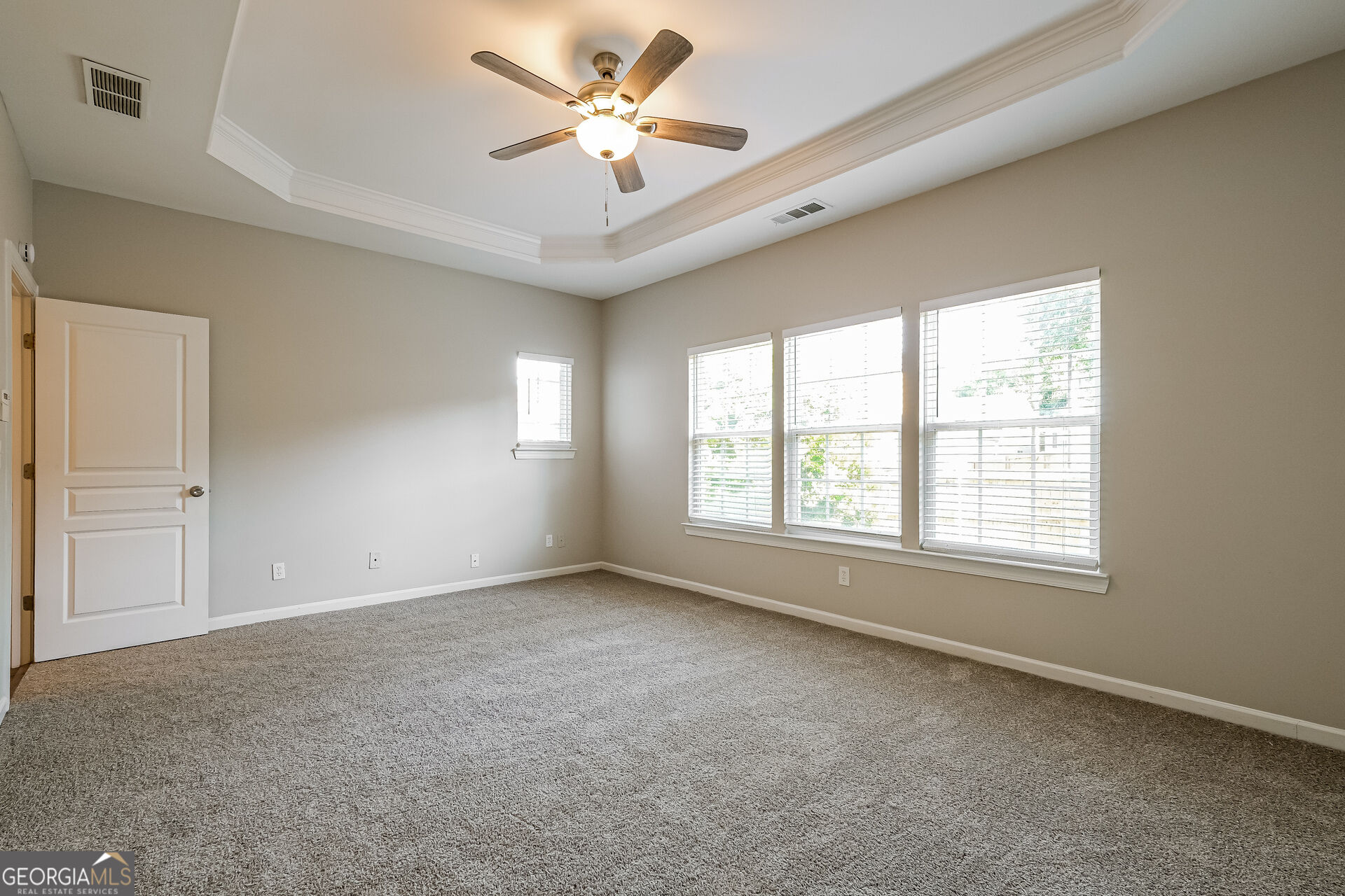 5071 Irvine Drive Property Photo 11