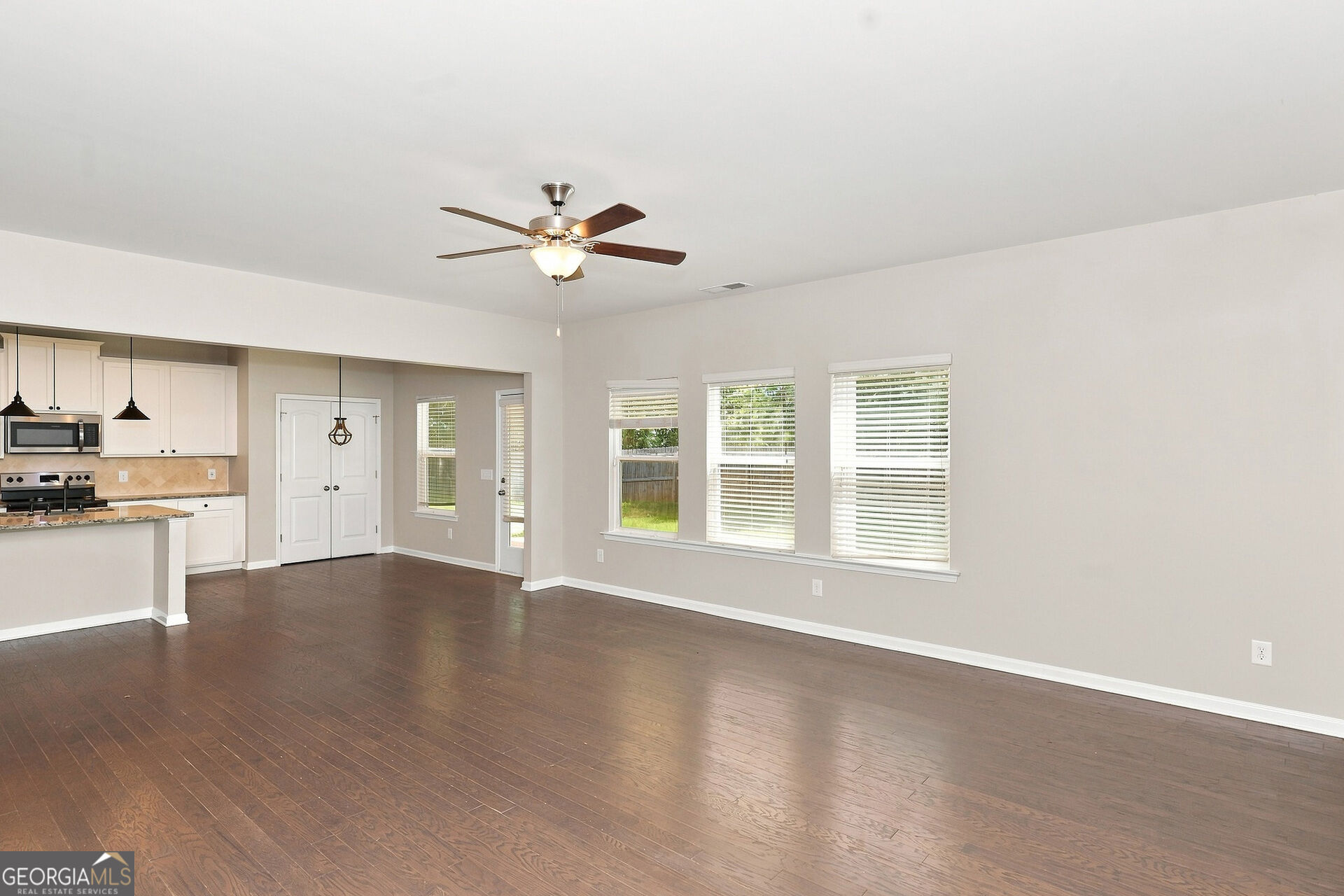 153 Thomaston Street Property Photo 7