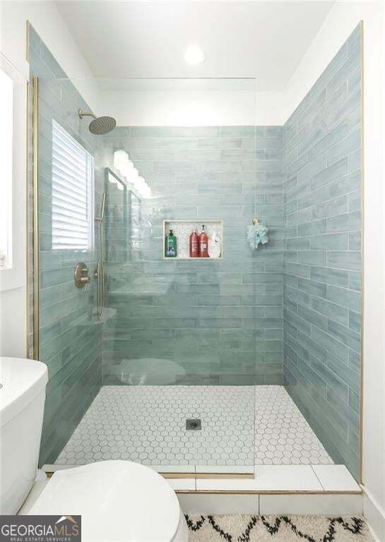 212 Georgia Avenue S Property Photo 22