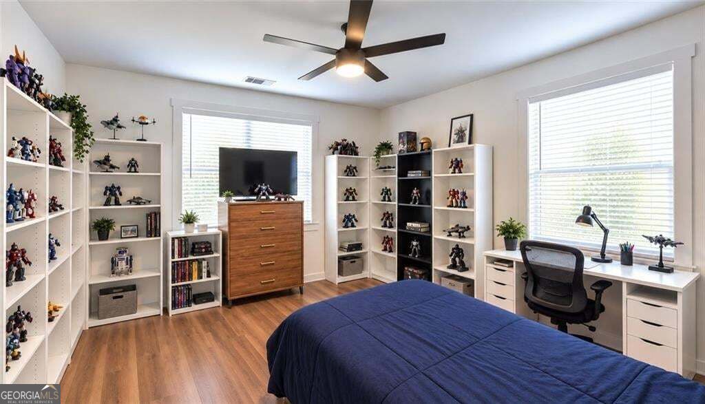 212 Georgia Avenue S Property Photo 24
