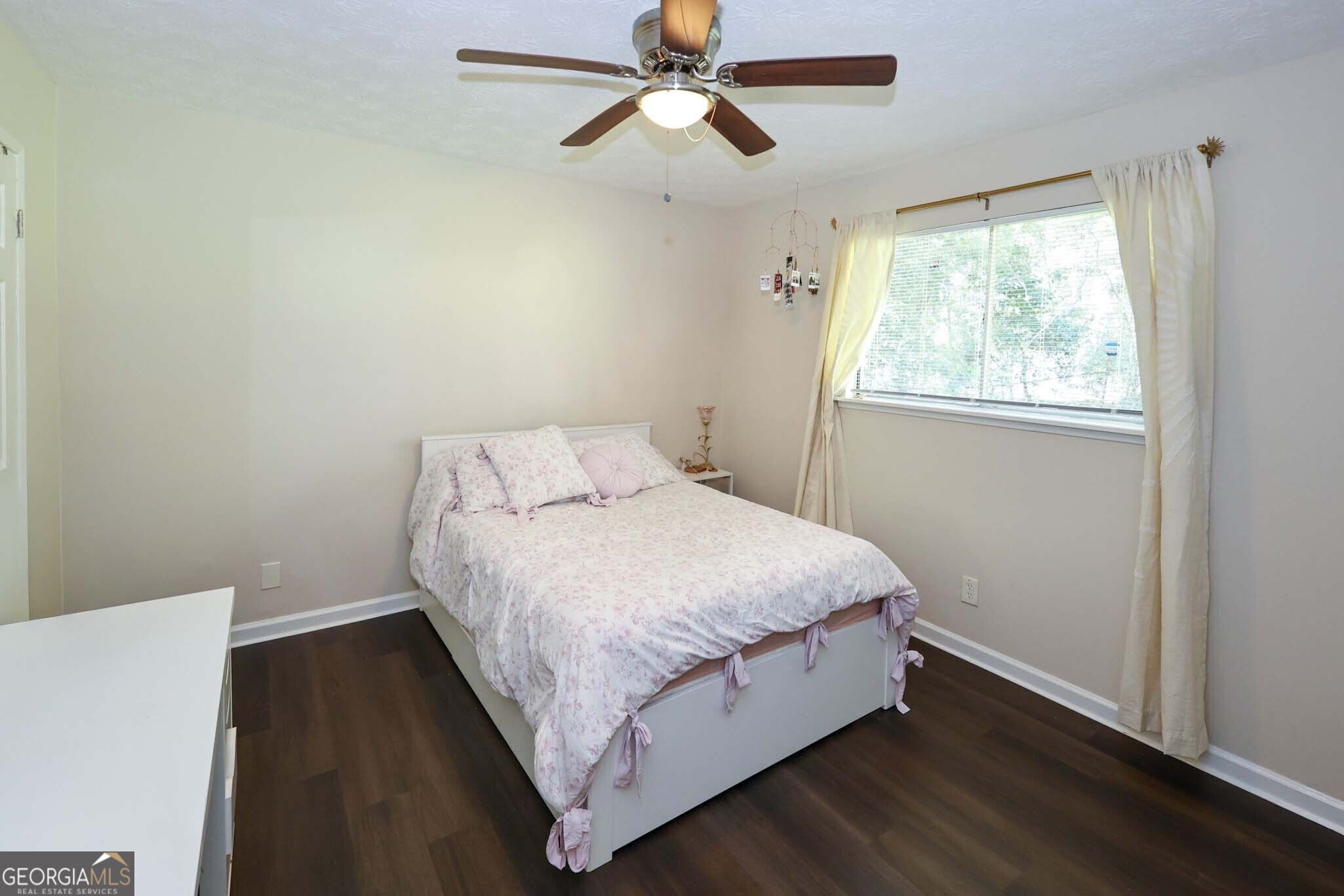 6011 Landover Circle Property Photo 13