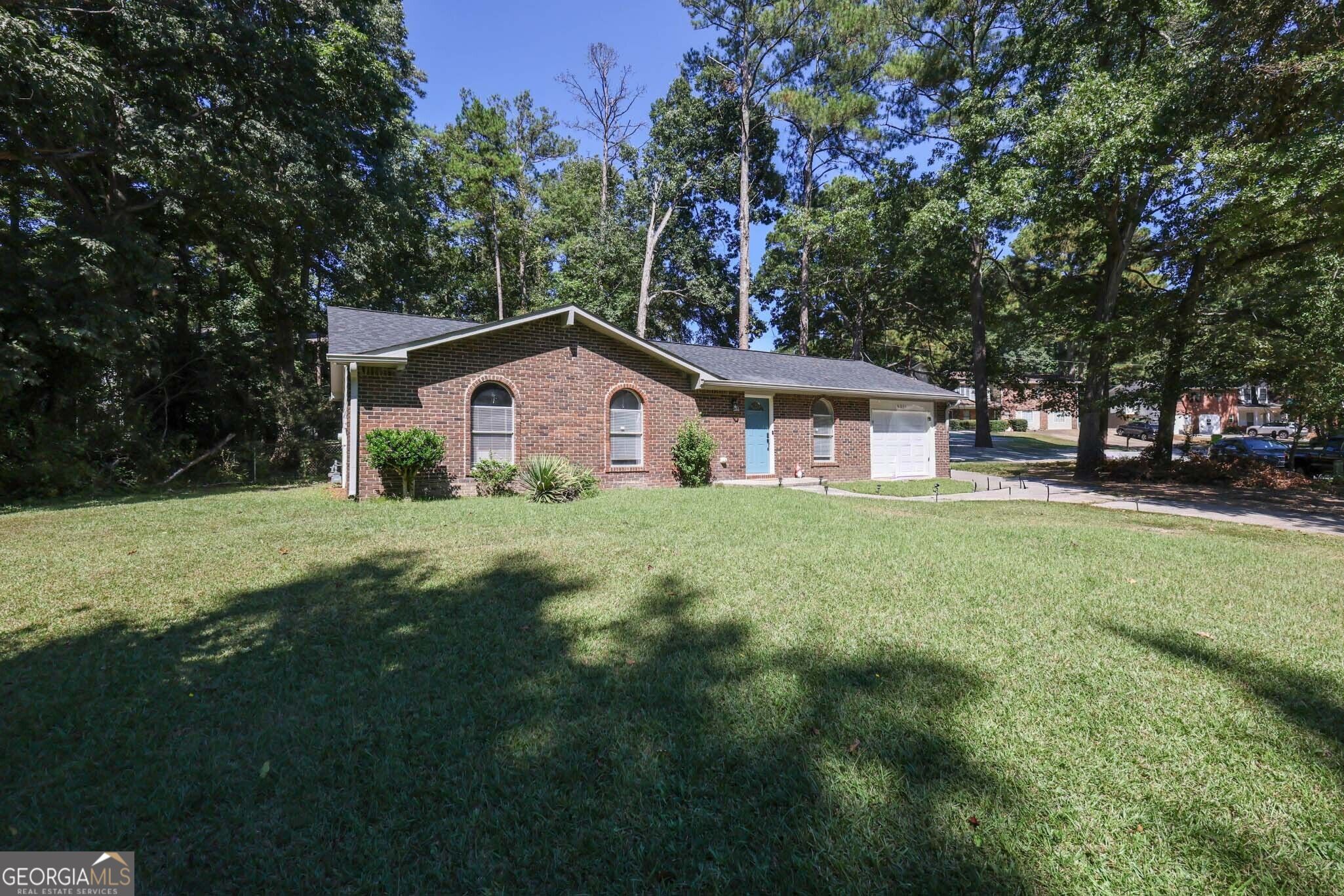 6011 Landover Circle Property Photo 22
