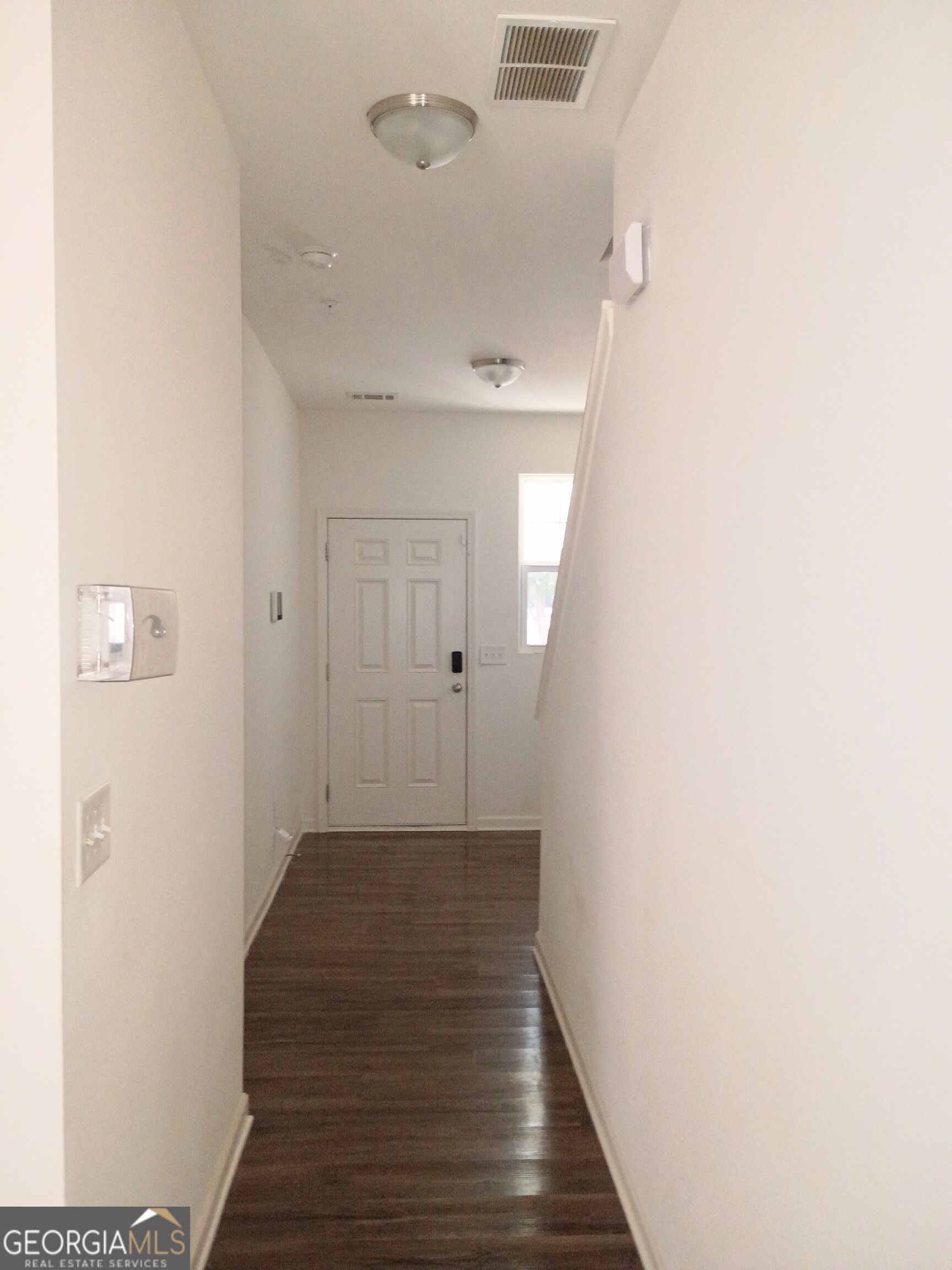 11912 Fuller Street Property Photo 4