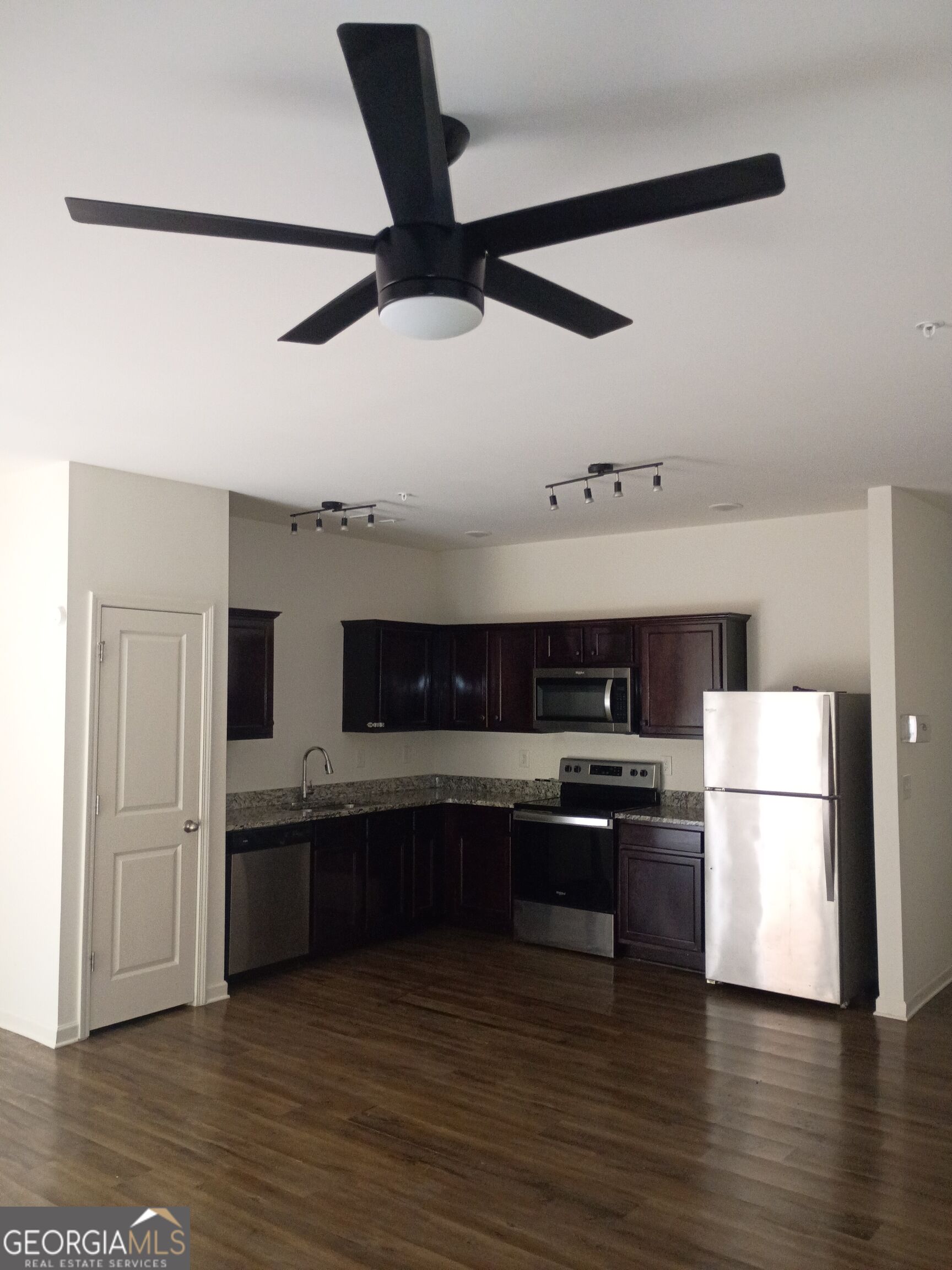 11912 Fuller Street Property Photo 5