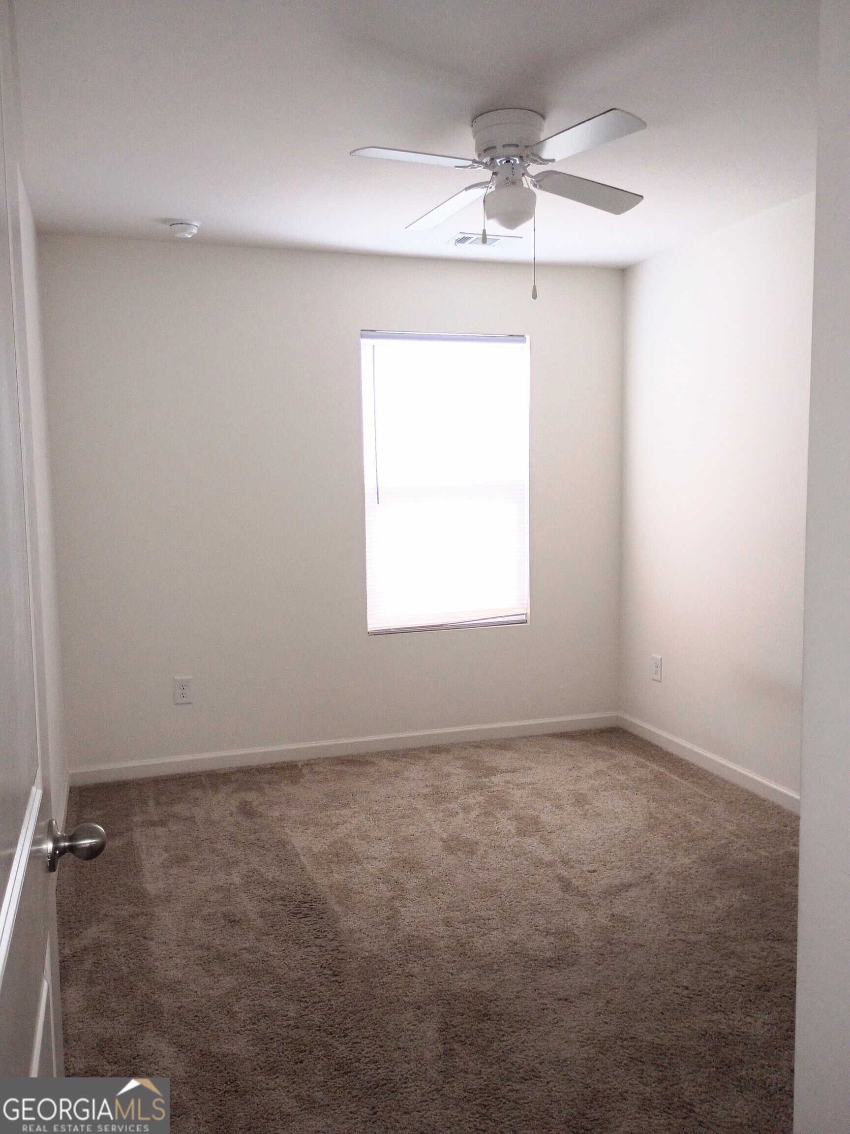 11912 Fuller Street Property Photo 15