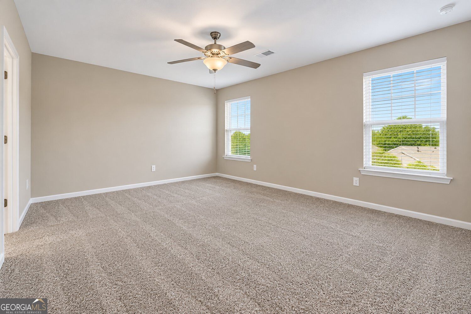 1402 Vayda Court Property Photo 14