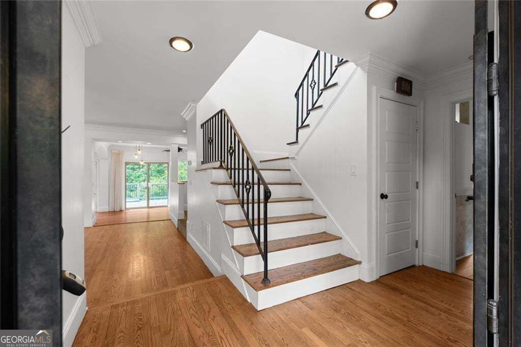 212 Kings Row Property Photo 17