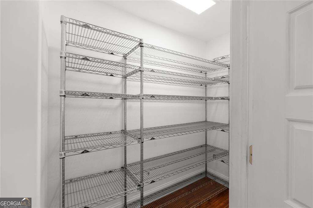 212 Kings Row Property Photo 27