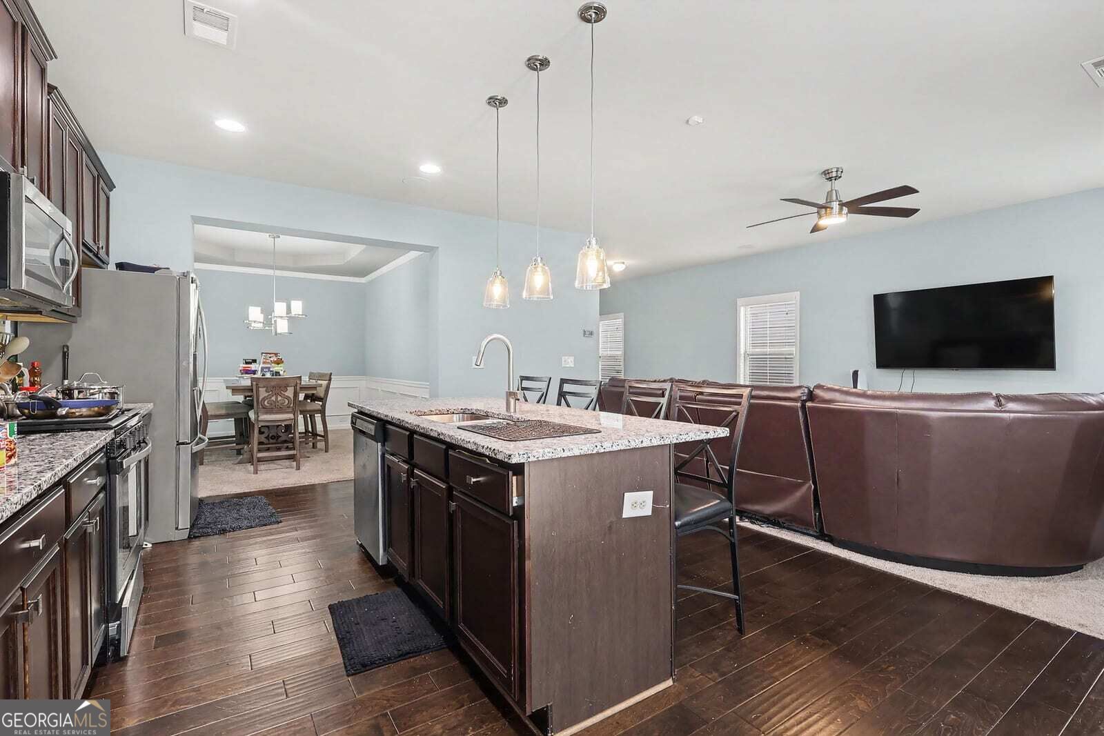 4083 Lake Manor Way Property Photo 15