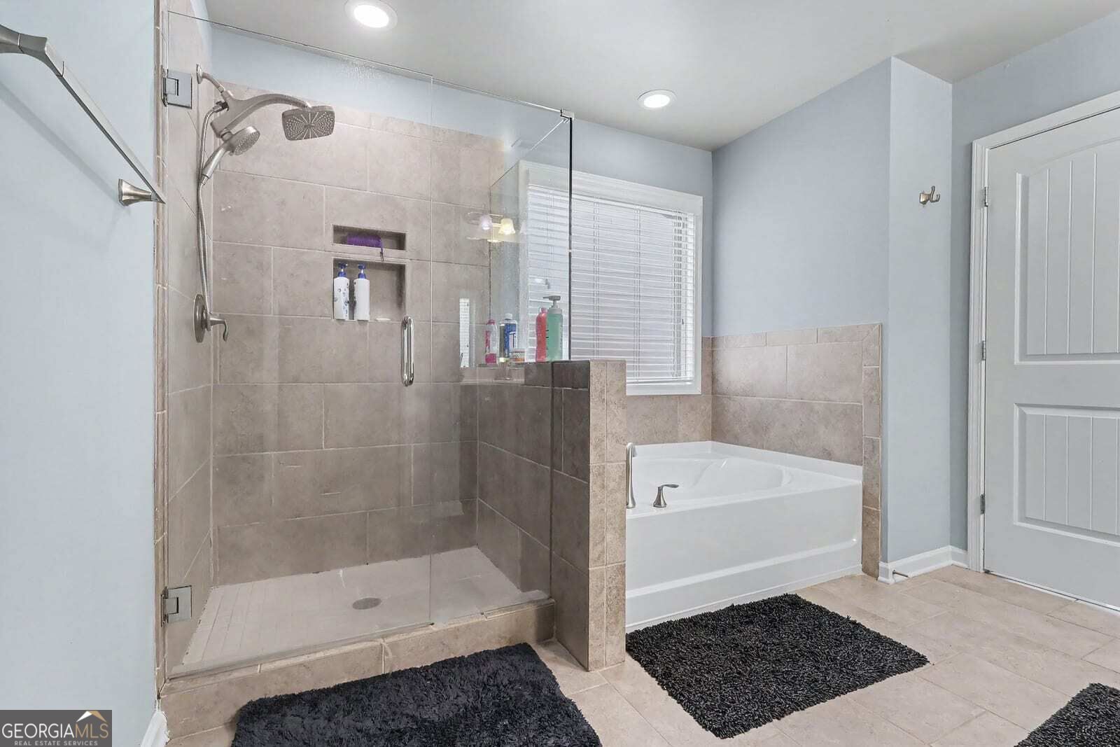 4083 Lake Manor Way Property Photo 25