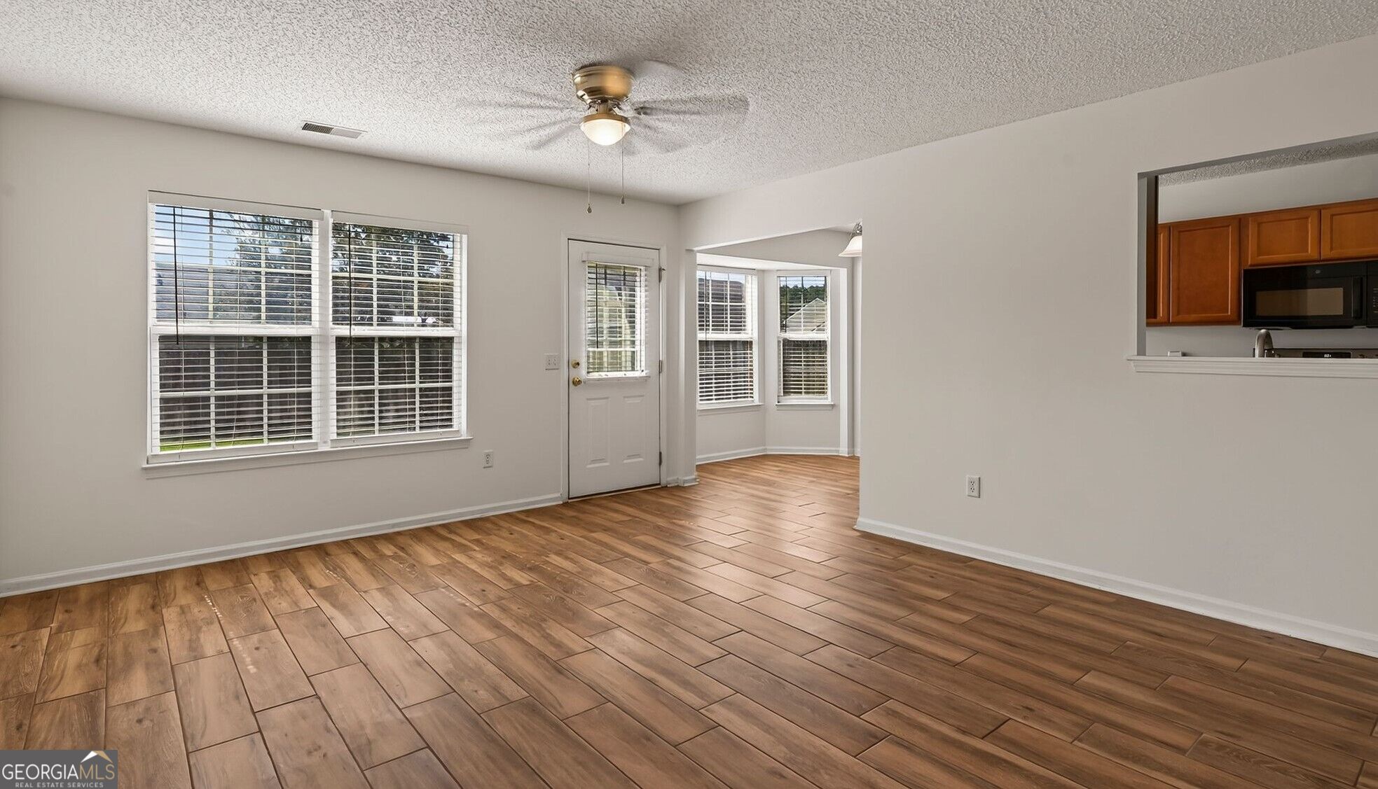 305 Timber View Drive Property Photo 10