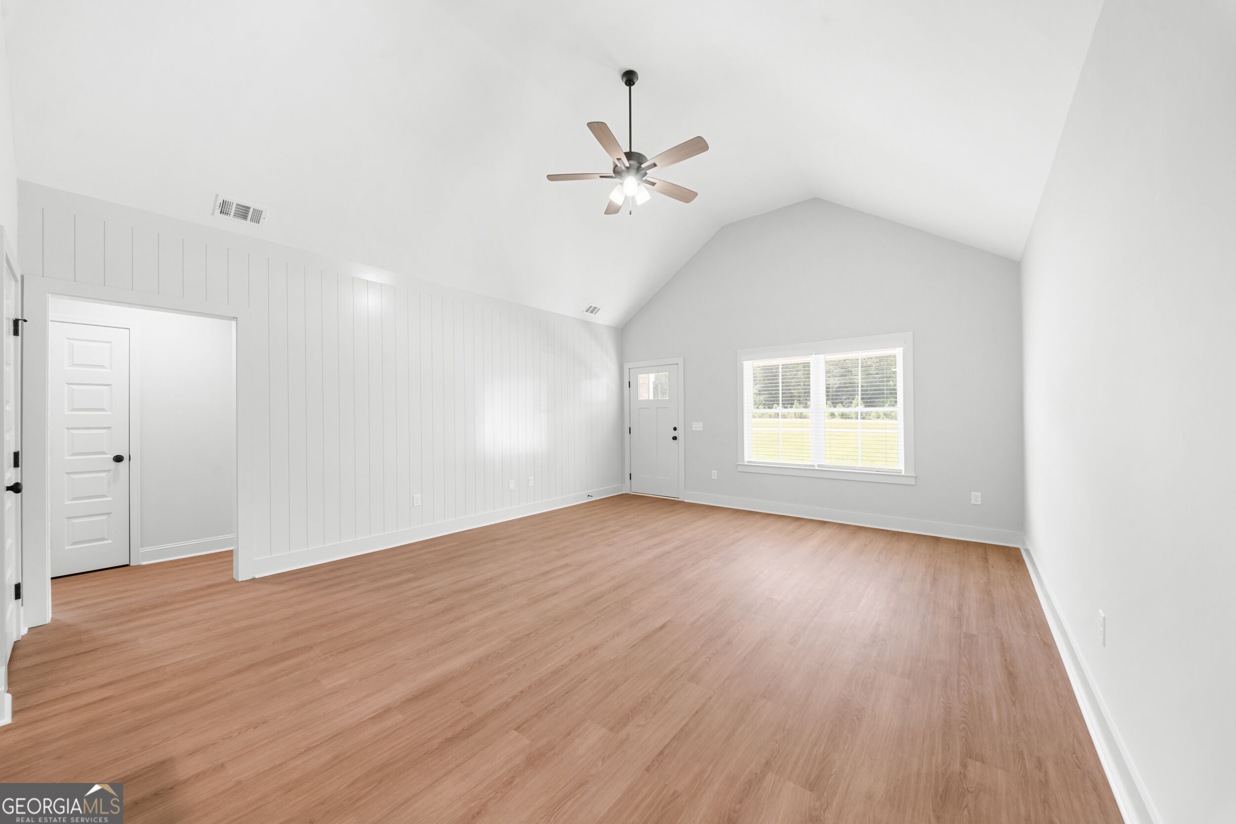 103 Pin Oak Lane Property Photo 7