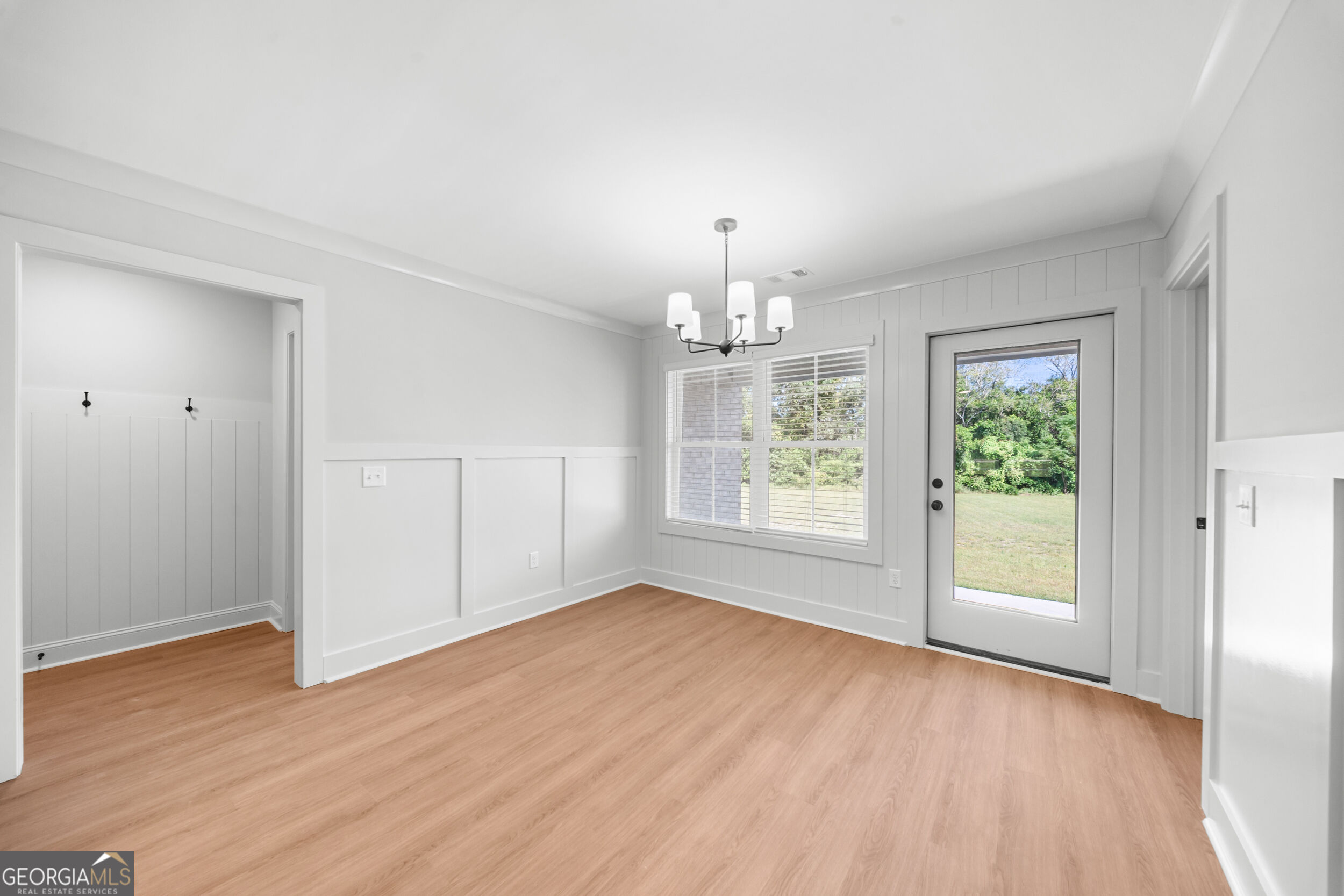 103 Pin Oak Lane Property Photo 9
