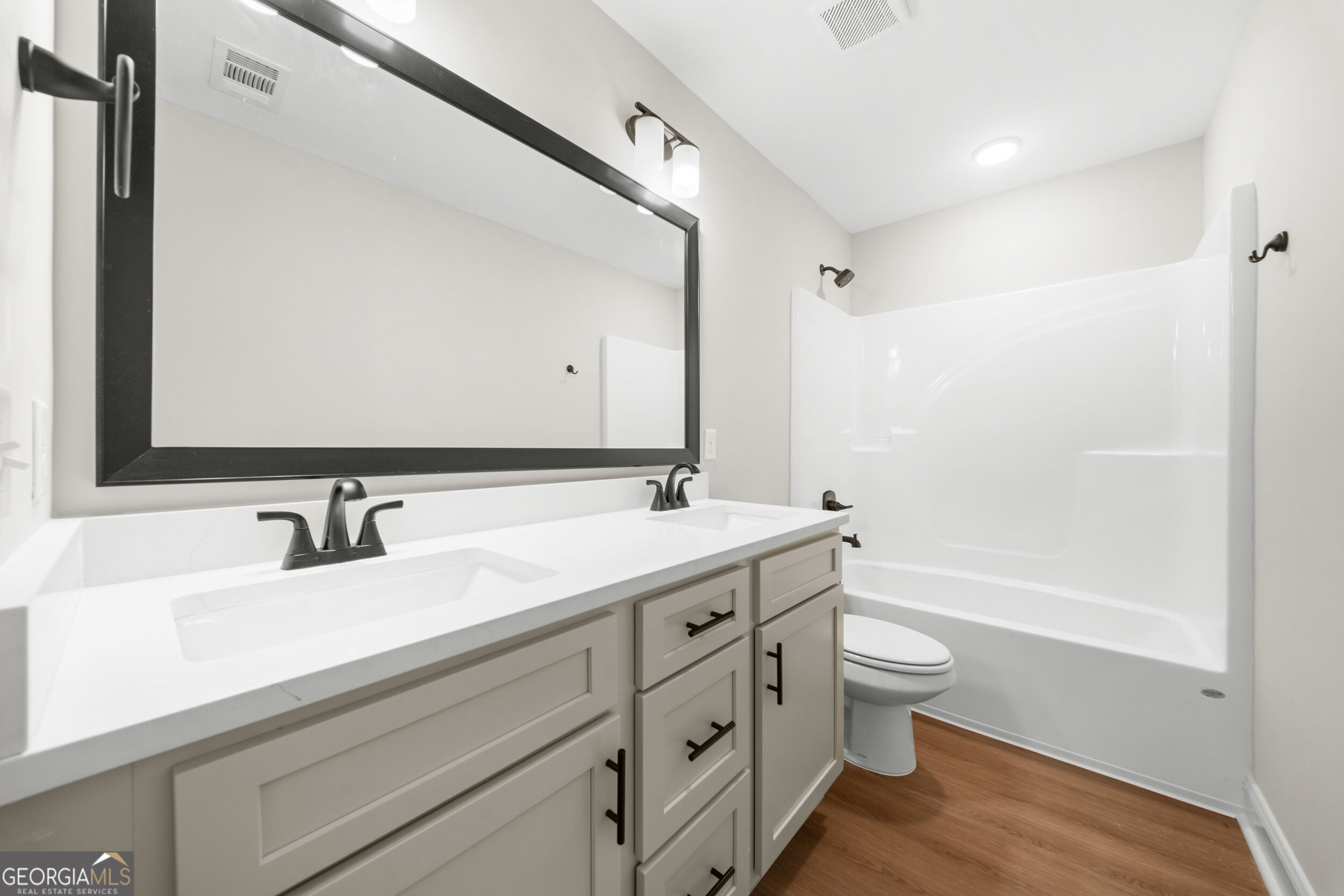 103 Pin Oak Lane Property Photo 18