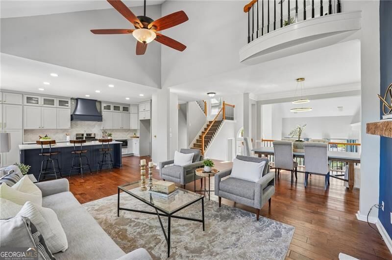 6105 Olde Atlanta Parkway Property Photo 3