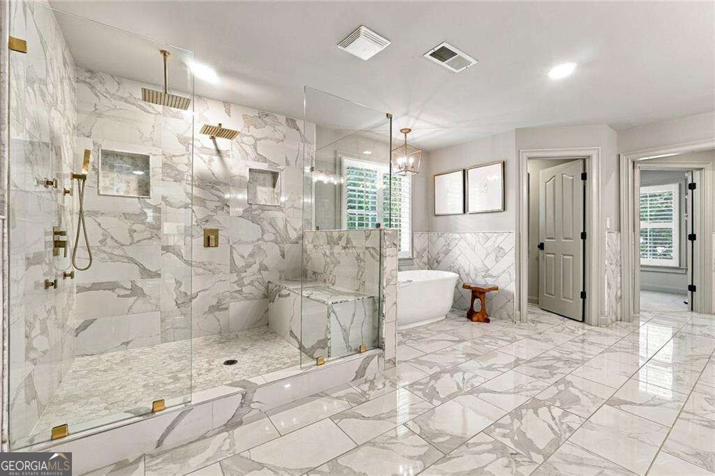 1373 N Druid Hills Road Property Photo 10