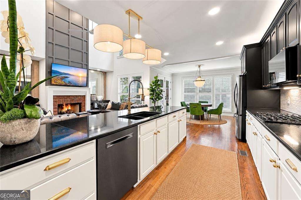 1373 N Druid Hills Road Property Photo 44