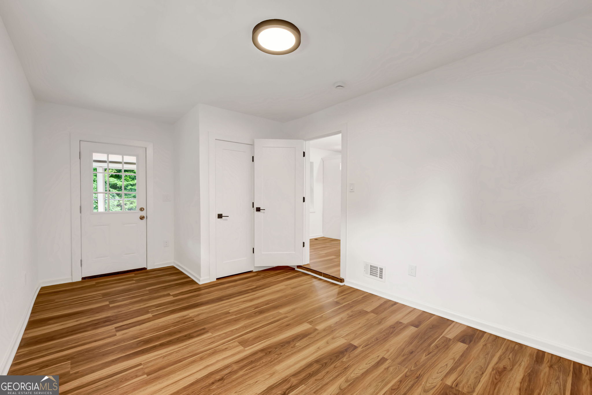 266 Simon Terrace Nw Property Photo 15