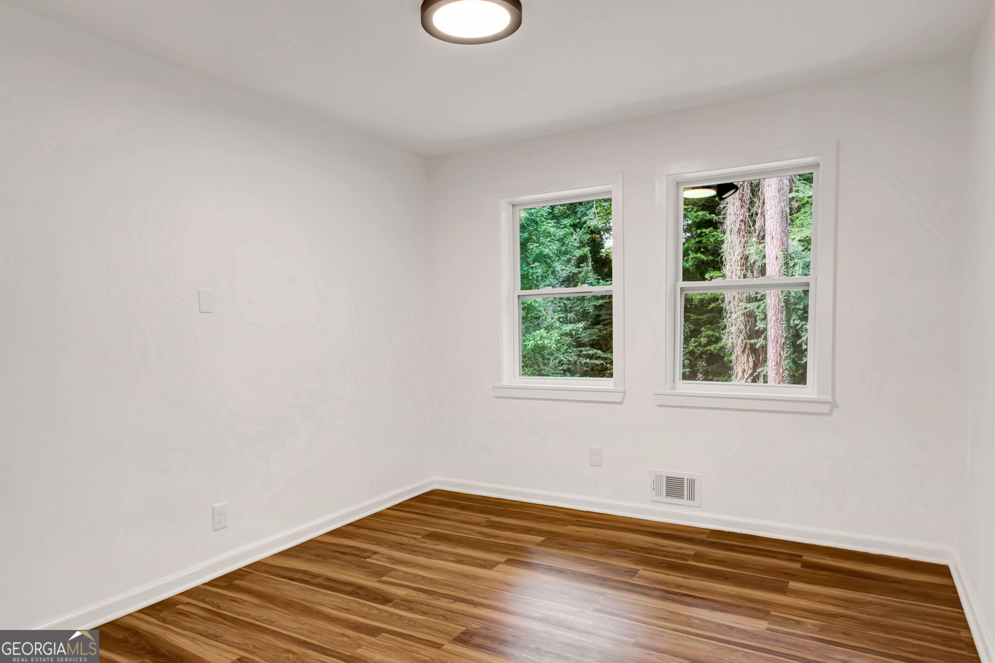 266 Simon Terrace Nw Property Photo 19