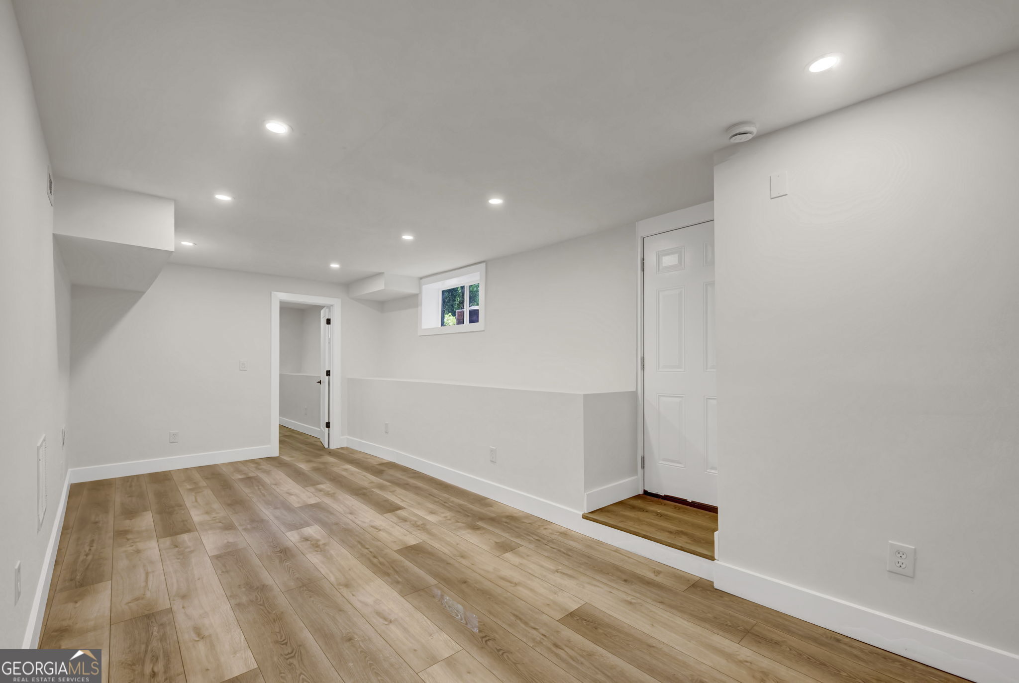 266 Simon Terrace Nw Property Photo 32
