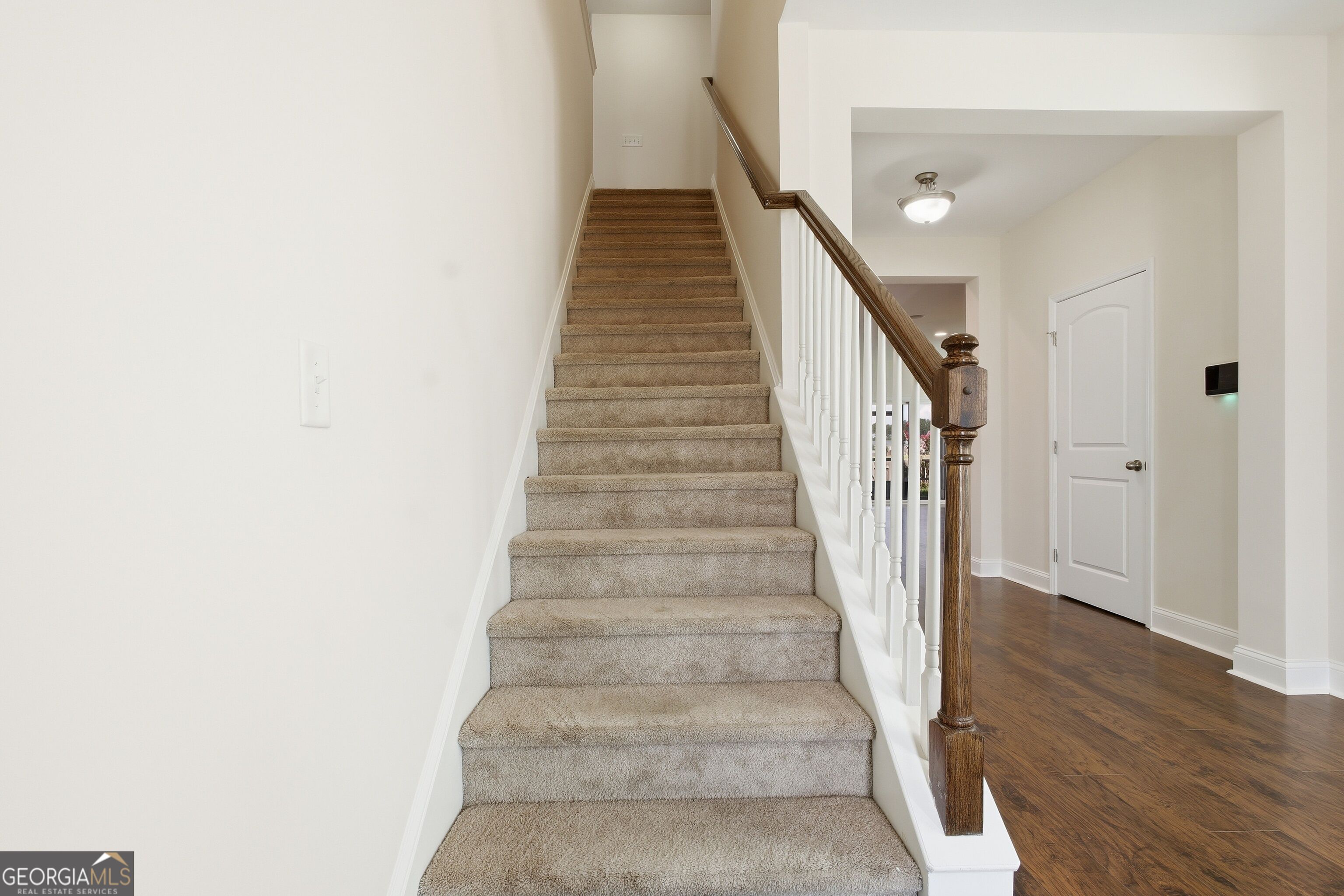 105 Grimsby Road Property Photo 14