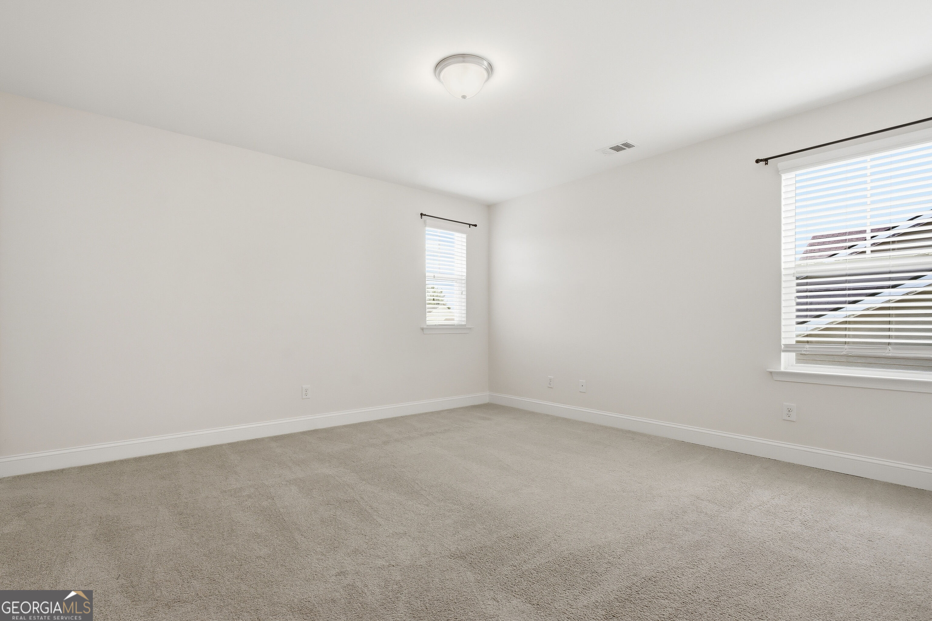 105 Grimsby Road Property Photo 22