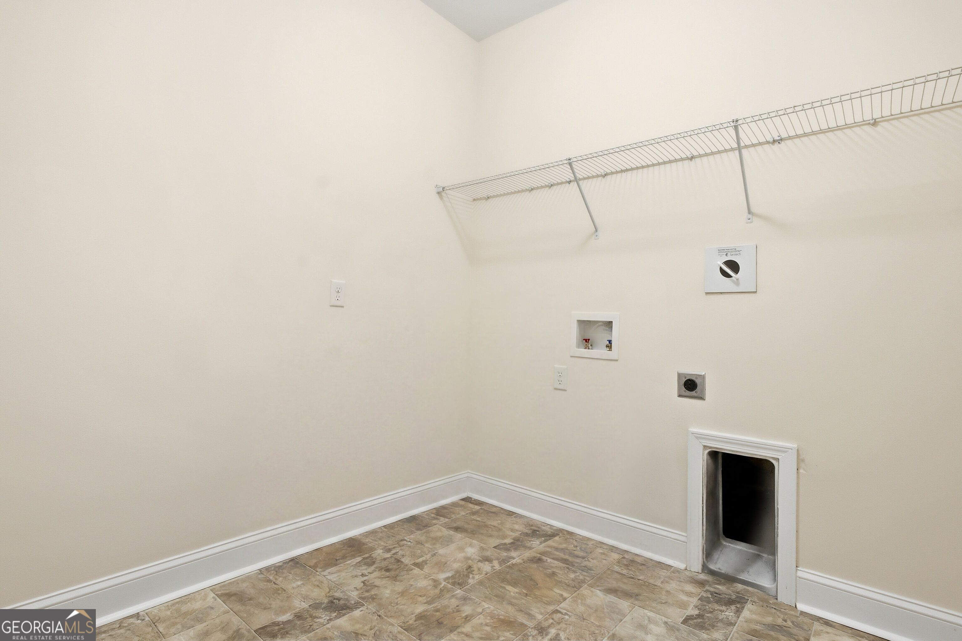 105 Grimsby Road Property Photo 29