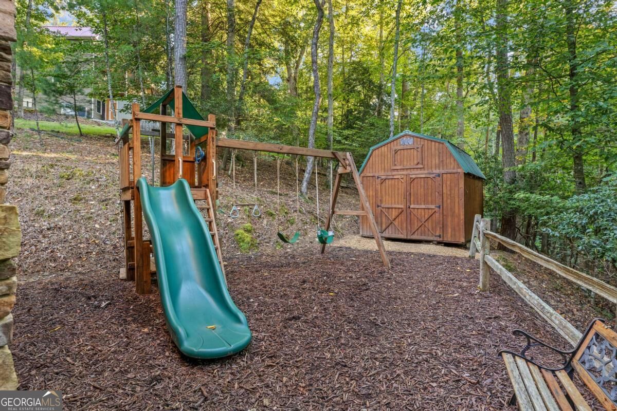 169 Elba Court Property Photo 4