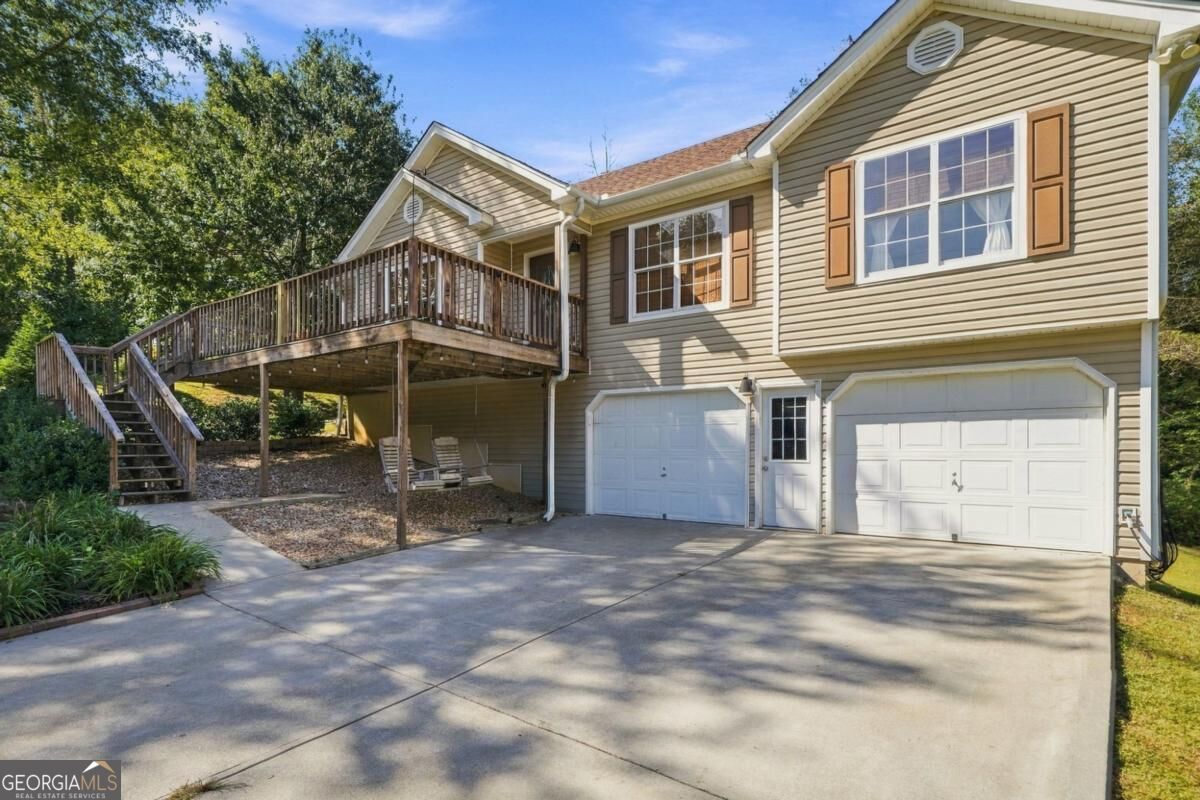 120 Hobson Drive Property Photo 4