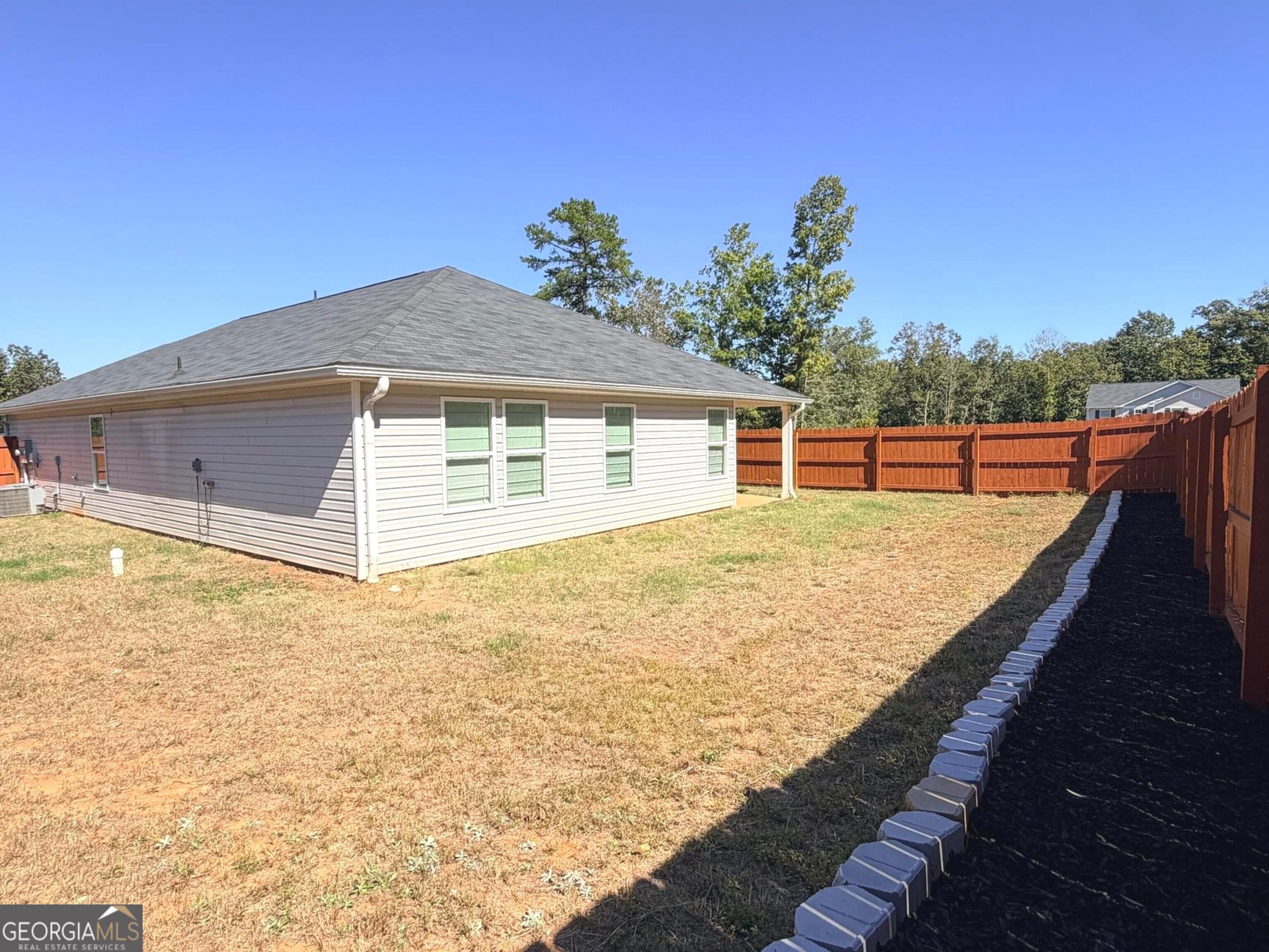 100 Red Oak Drive Property Photo 20