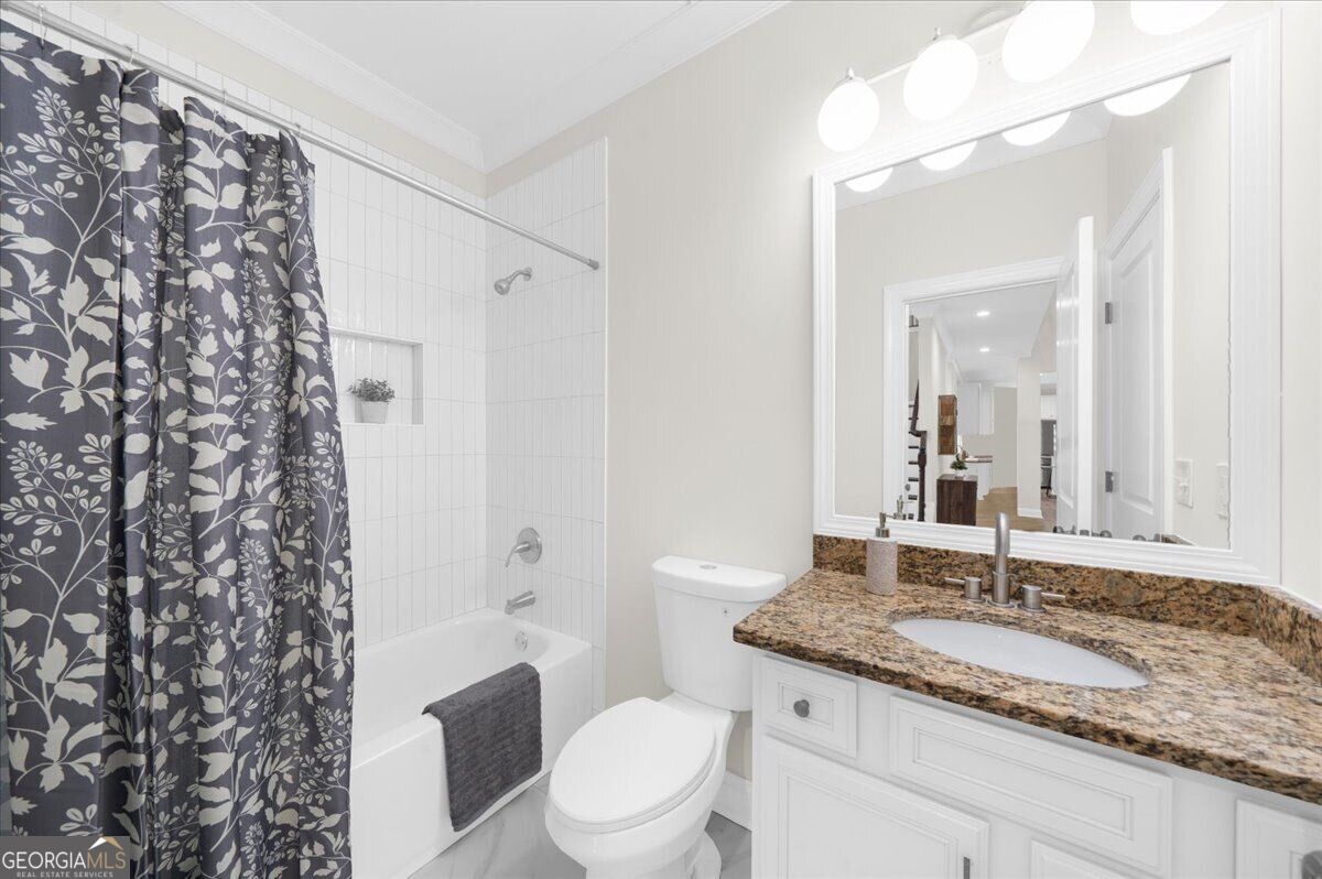 2217 Birchtree Way Property Photo 11