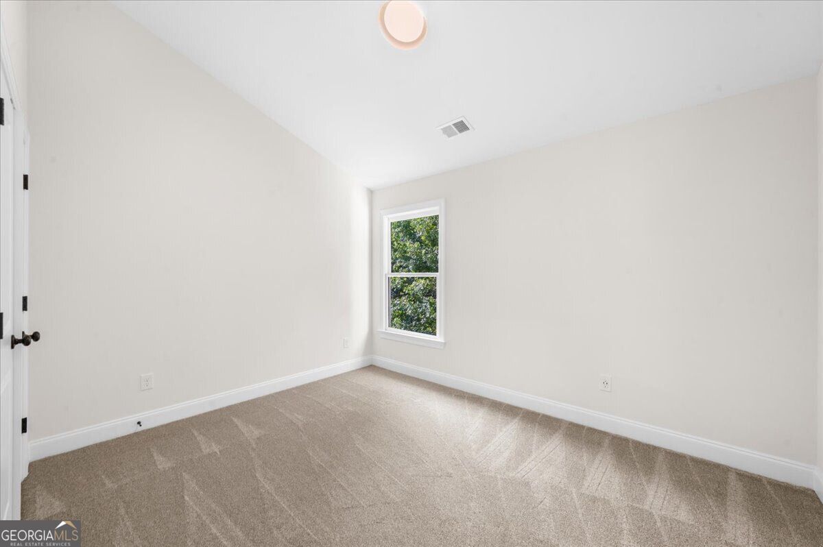 2217 Birchtree Way Property Photo 34