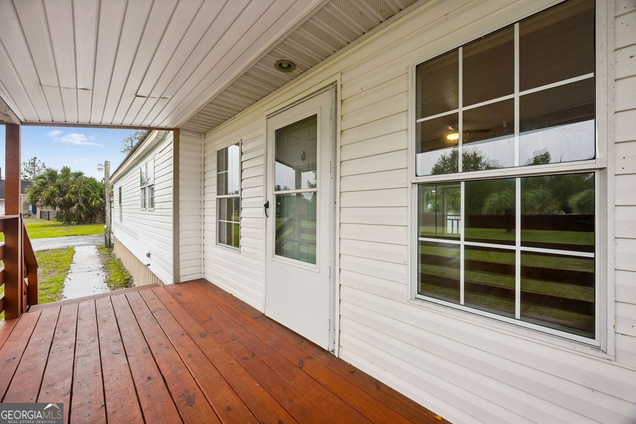 1400 Spring Lake Drive Property Photo 6