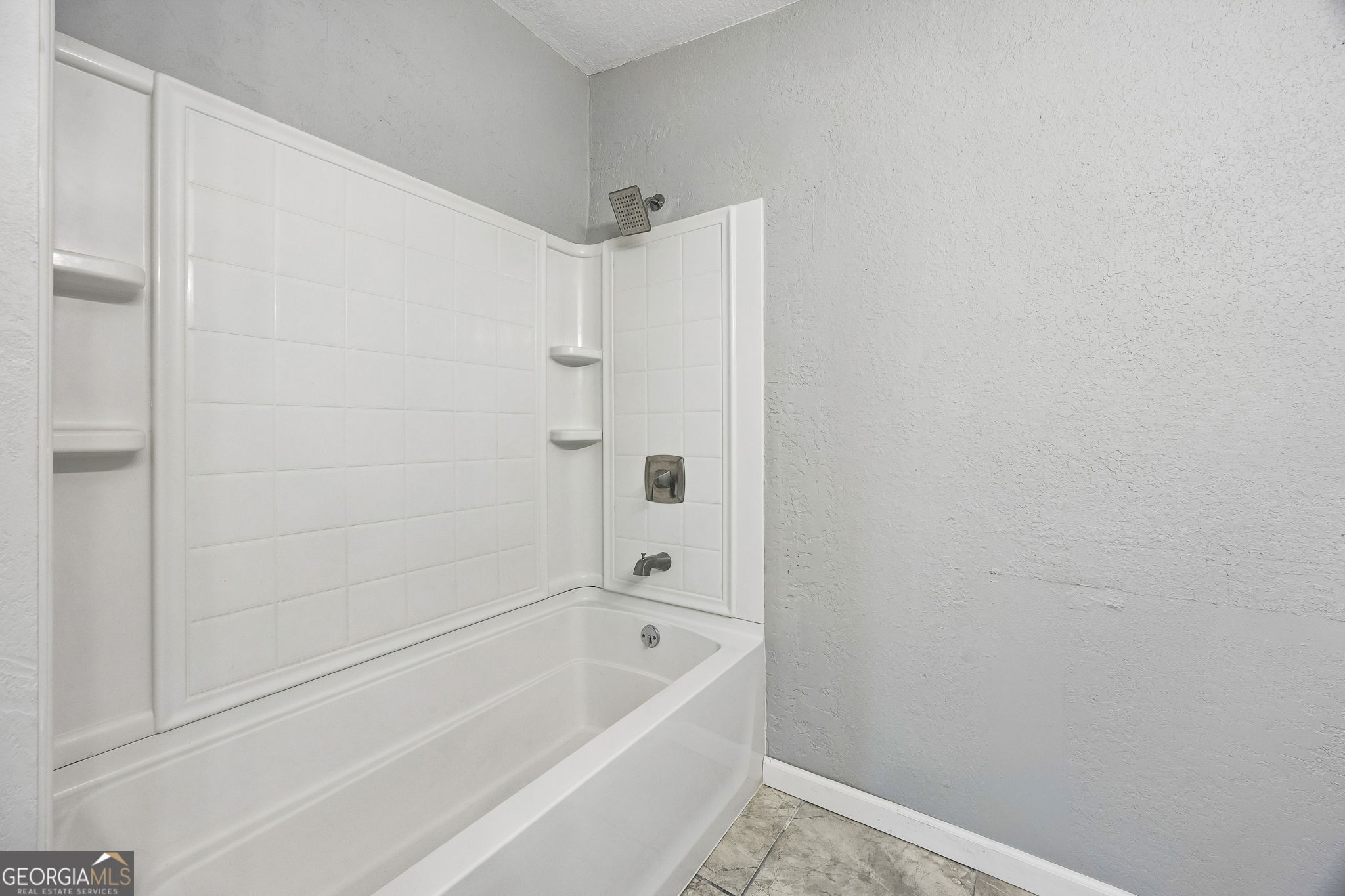 1400 Spring Lake Drive Property Photo 40