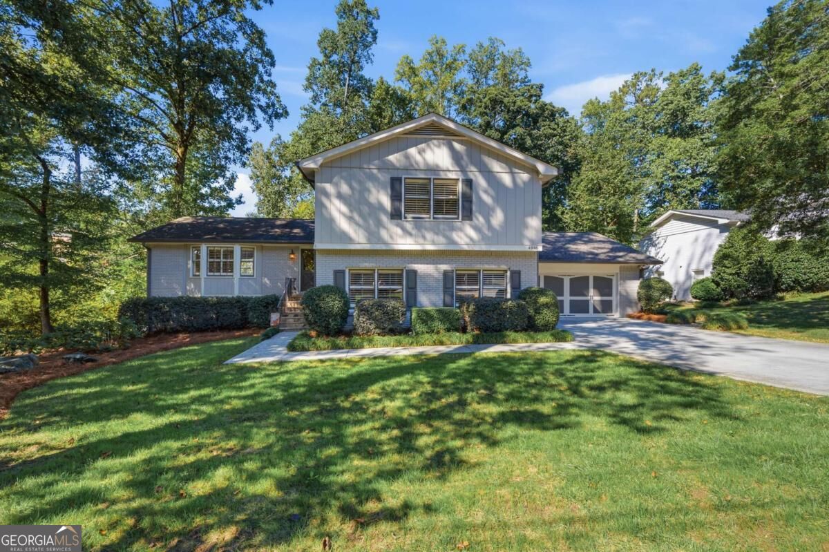 4946 Village Creek Drive Property Photo 1