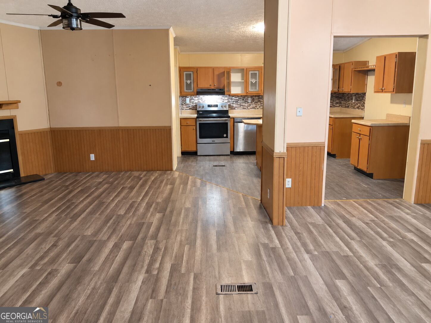 8 Oakmont Drive Property Photo 4