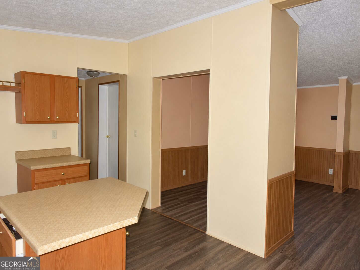 8 Oakmont Drive Property Photo 6