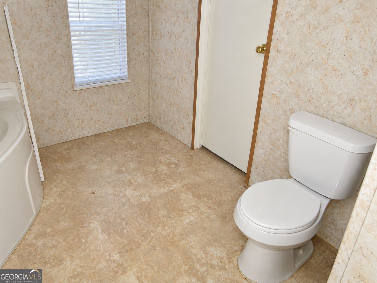 8 Oakmont Drive Property Photo 14