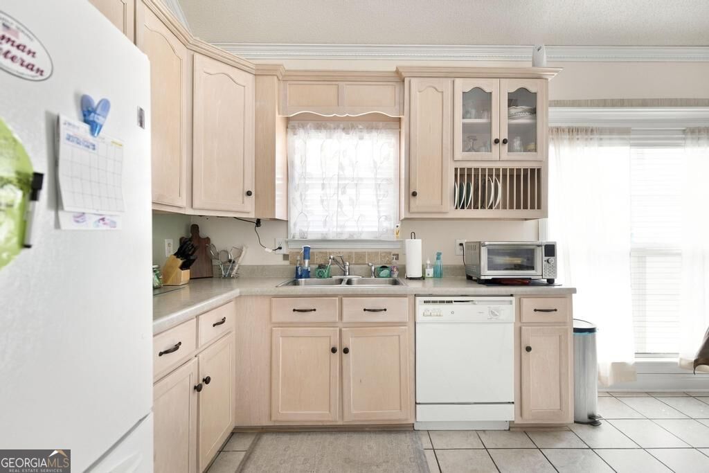 256 Ellicott Drive Property Photo 11