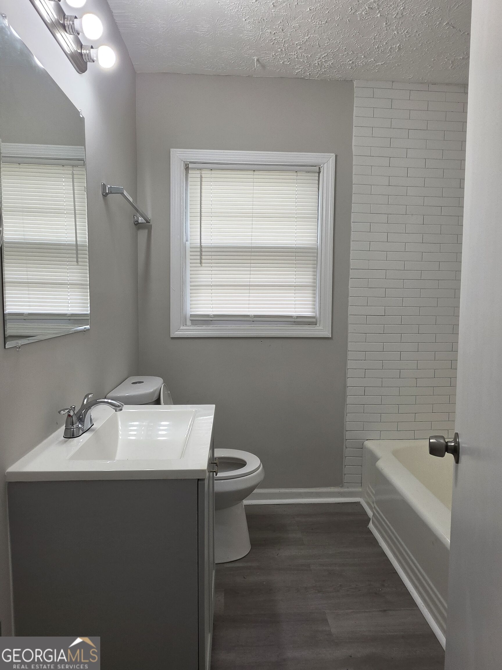 2618 Blan Street Property Photo 12