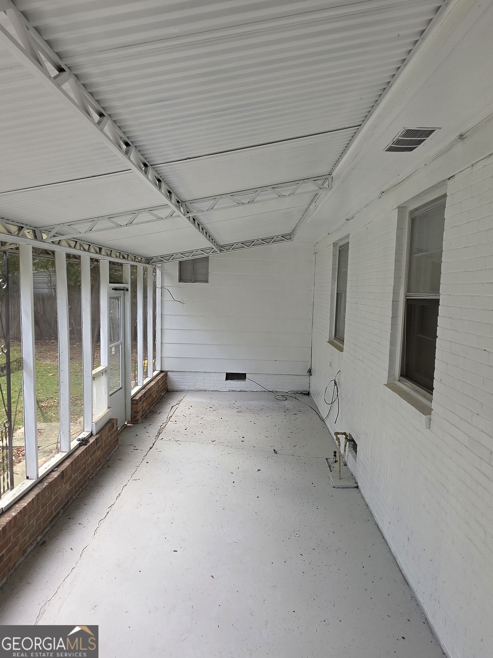 2618 Blan Street Property Photo 18