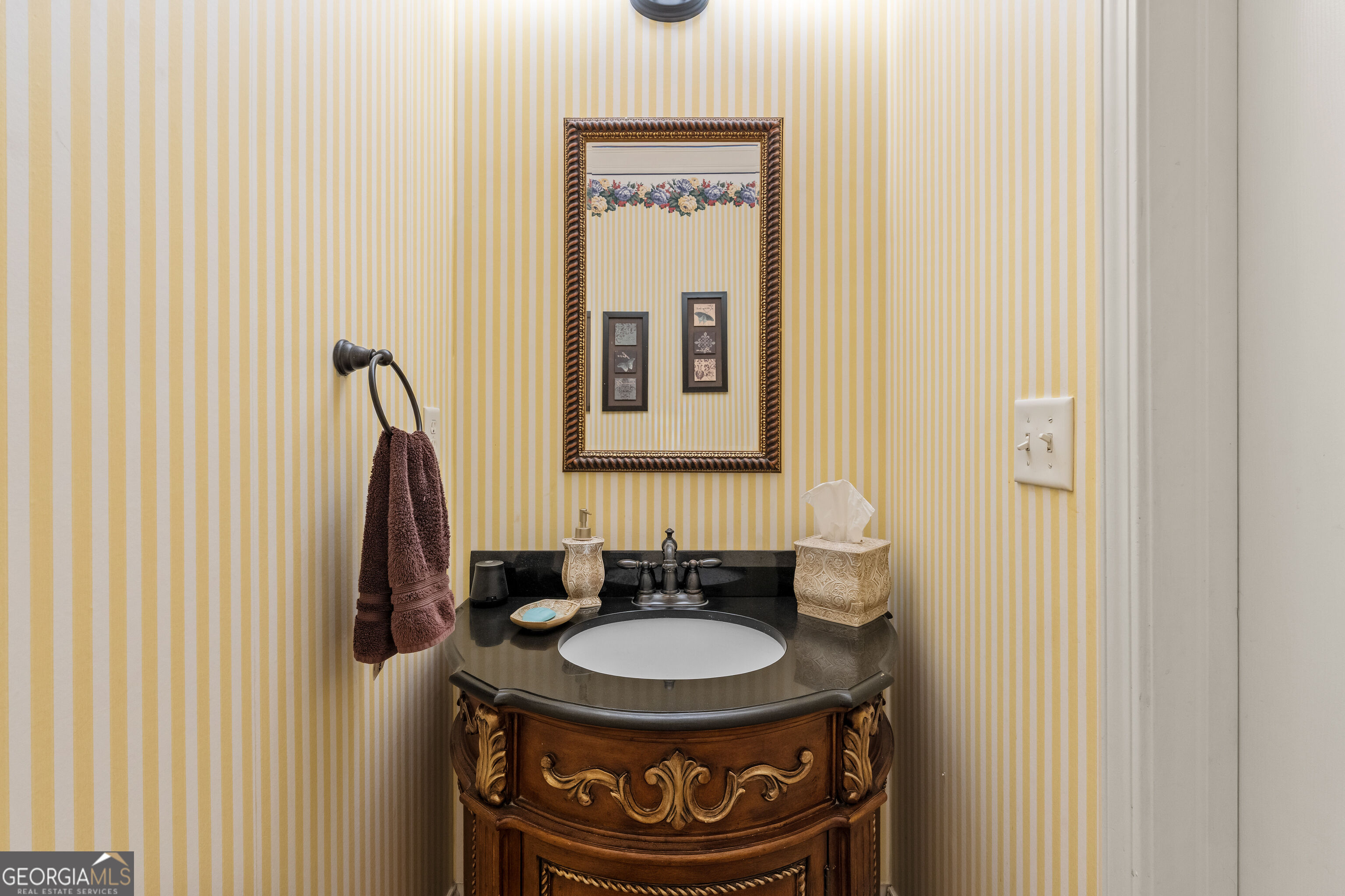 9912 Bridgewater Pointe Property Photo 12