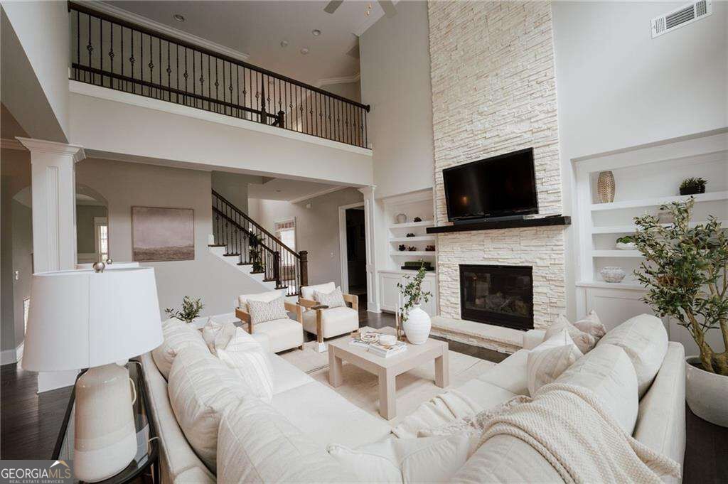 5475 Summit Oak Drive Property Photo 21