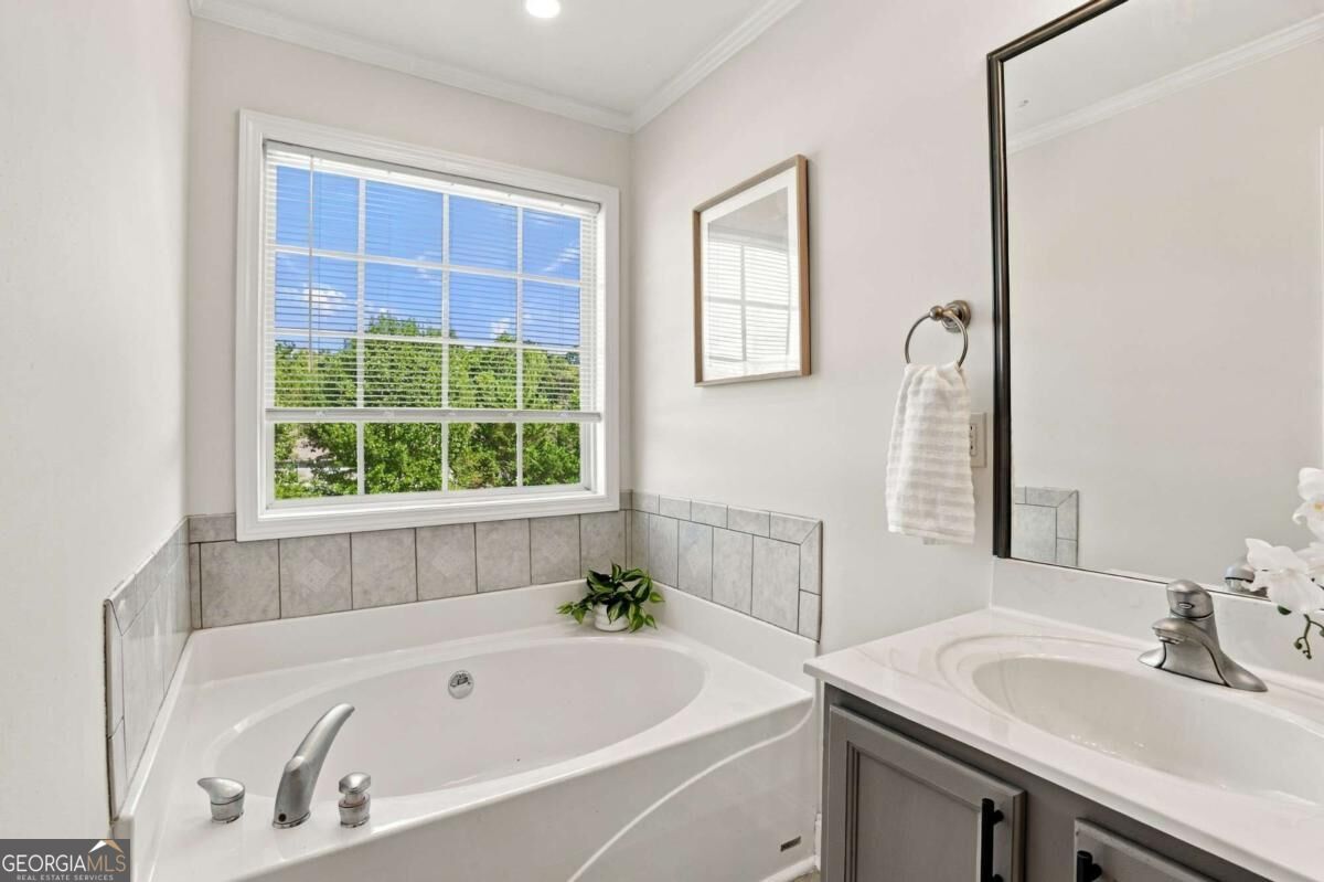 243 Derby Court Property Photo 16