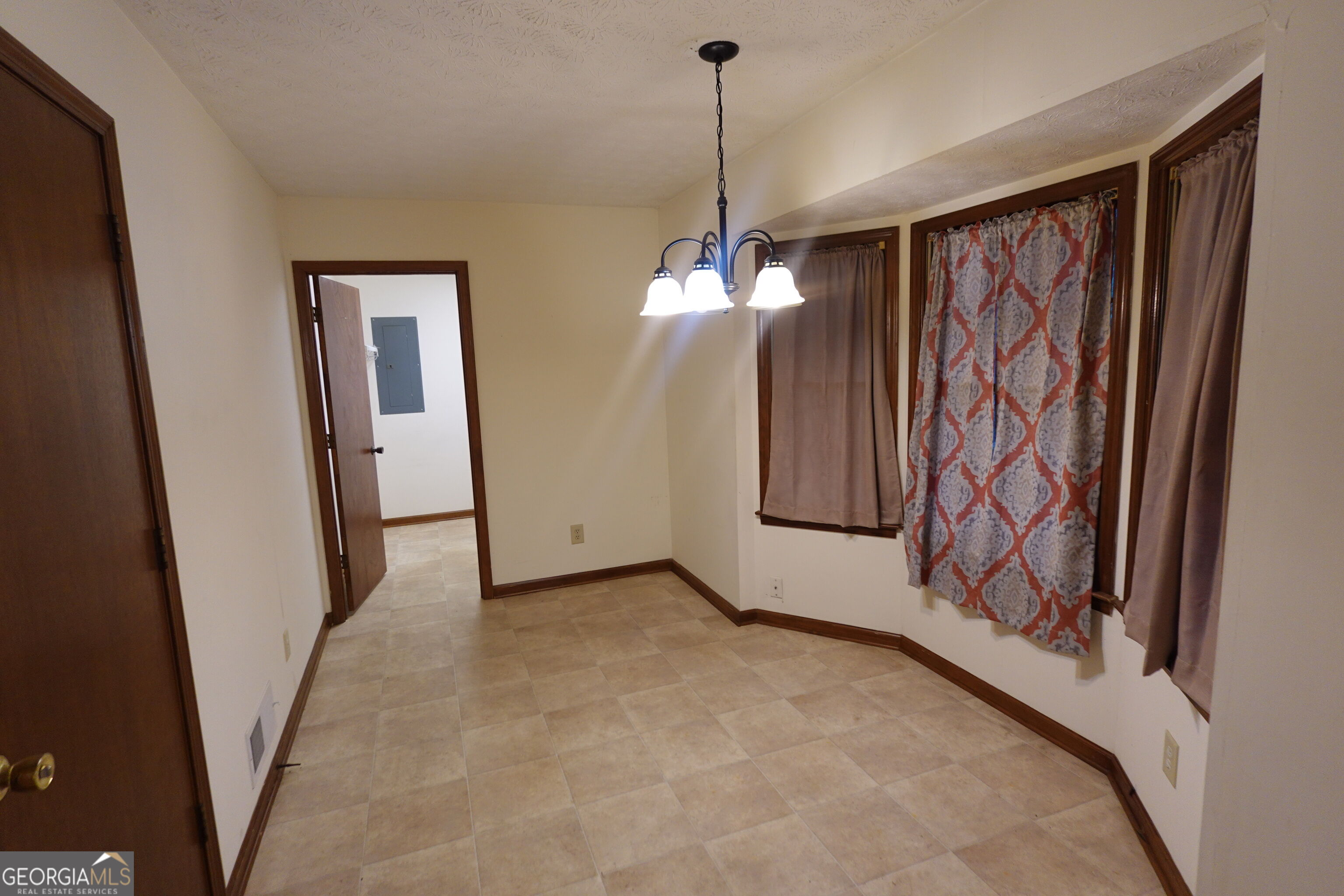 125 Scott Boulevard Property Photo 16