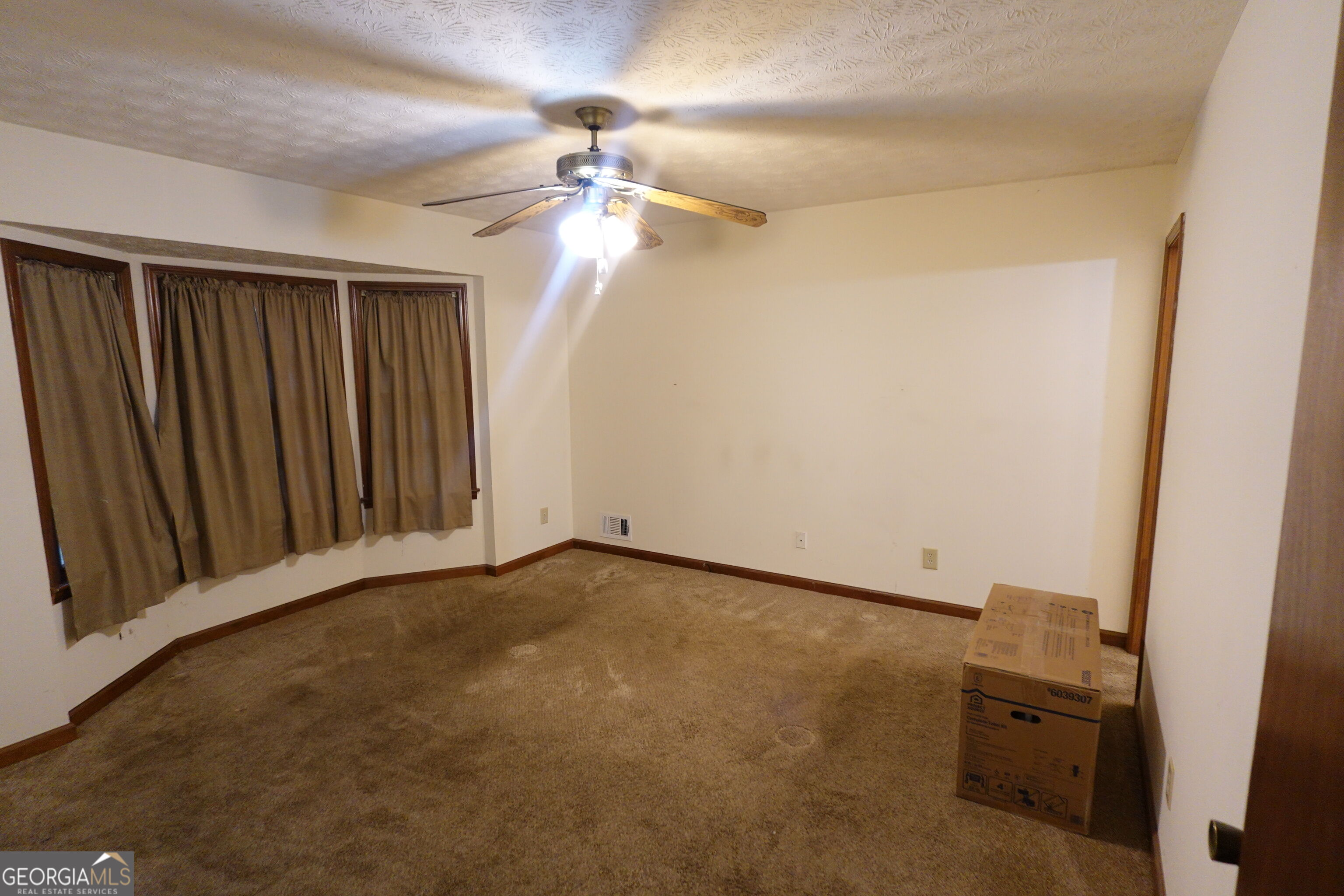 125 Scott Boulevard Property Photo 19